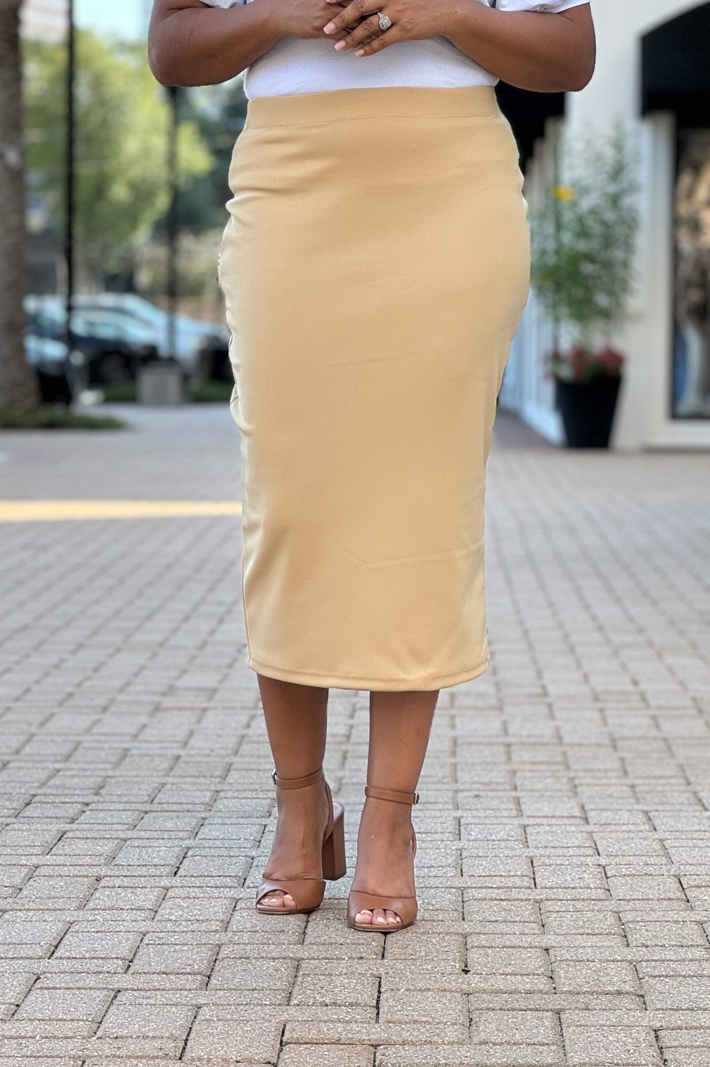 ‘Everyday‘ Essential Midi Skirt